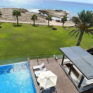 Beachfront Luxury Glory Villa